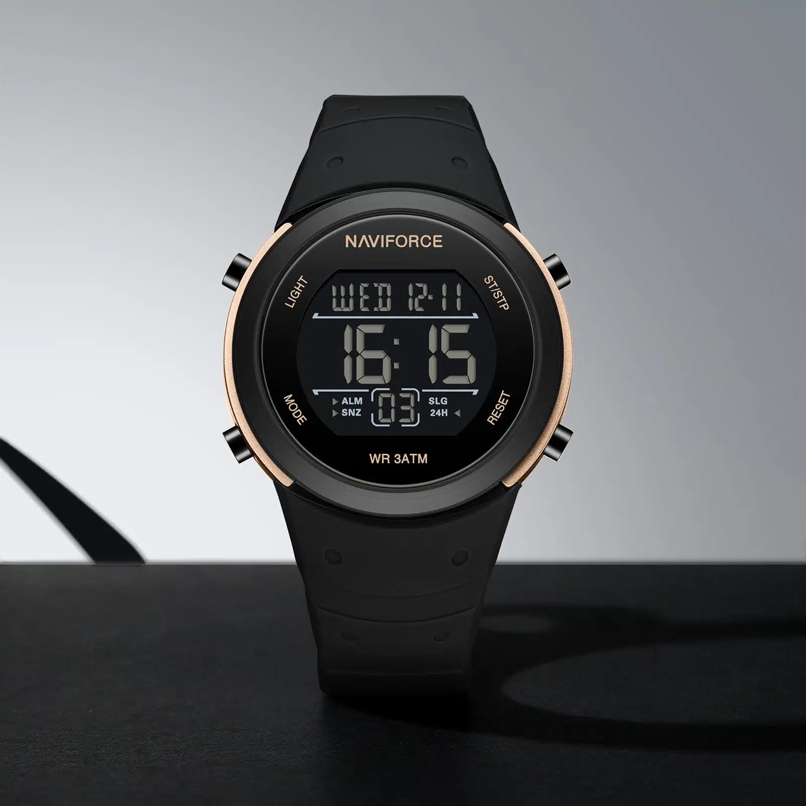Ceas Bărbați Naviforce 9246 Negru Auriu – Funcții Multiple, Design Sport, Calendar [4]