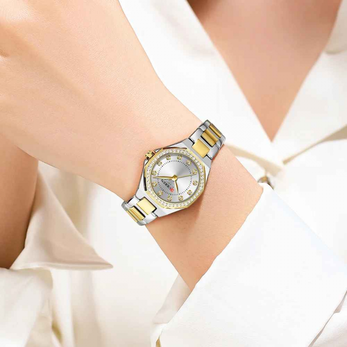 Ceas Damă CURREN Quartz Elegant cu Cadran Alb, Carcasă Aurie și Brățară Auriu-Alb – Accesoriu Chic și Versatil [5]
