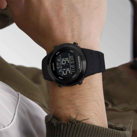 Ceas Barbatesc Naviforce 9246 Negru – Funcții Multiple, Sport, Calendar, Digital [1]