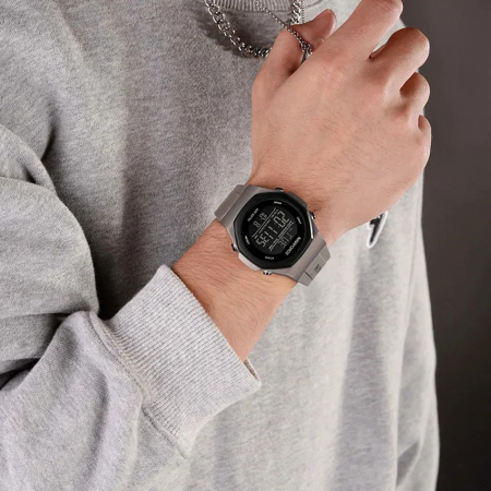 Ceas Bărbați Naviforce 7117 Gri – Funcții Multiple, Design Sport, Rezistent la Șocuri, Rezistent la Apă 5ATM [1]