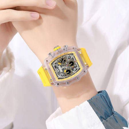 Ceas Digital Bărbați SKMEI 2305 Galben – Funcții Multiple, Design Fashion, Cronometru, Alarmă, Rezistent la Apă 5ATM [2]