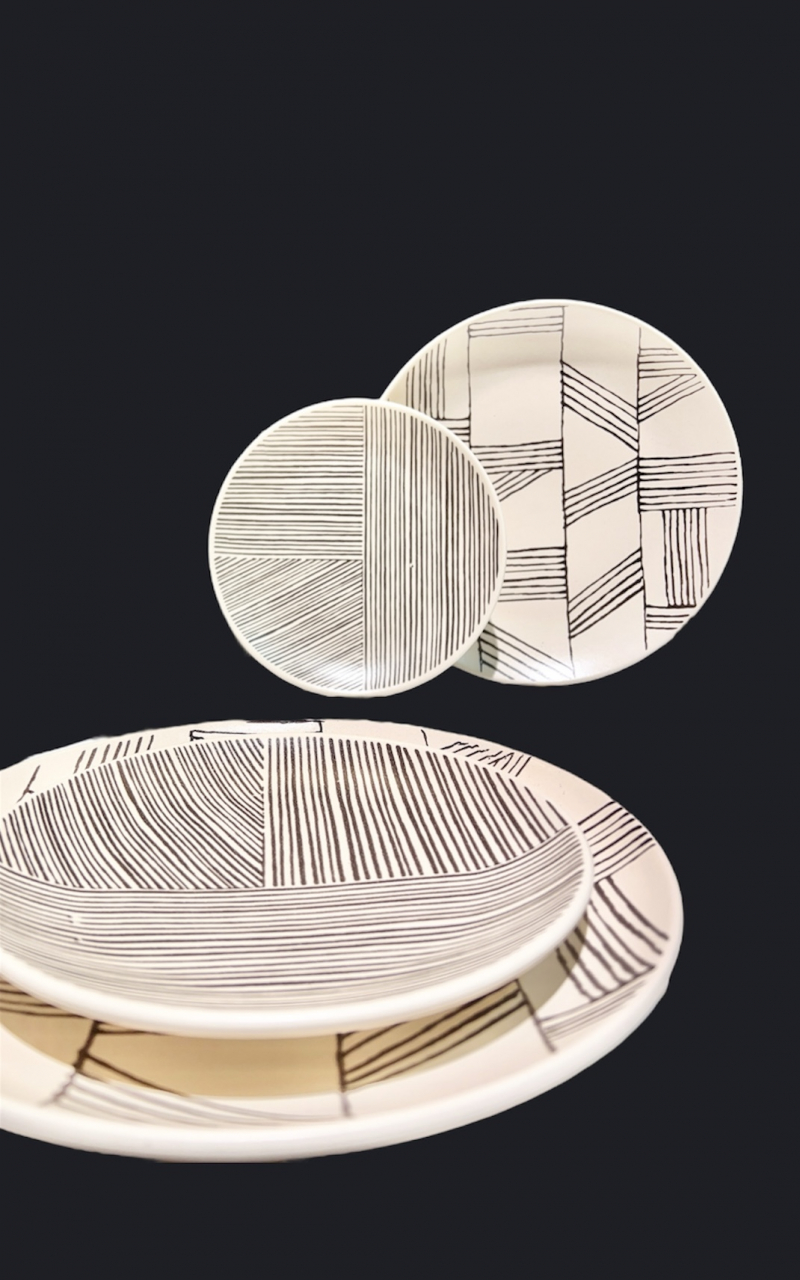 Set 12 Farfurii Ceramica (6 buc Desert 21cm, 6 buc Mari 26cm) Decorama Bej Deschis cu Pensulare Manuala Linii Neagre [7]