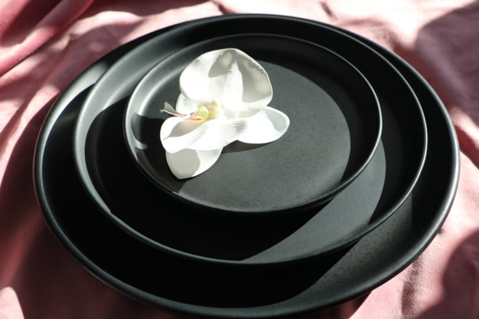 Set 3 Piese Ceramica Vulcano Negru Mat Carbon ( Farfurie Mare 25cm, Farfurie Mica 20 cm &  Bol 15 cm diametru, 5cm inaltime,  400ml) [2]