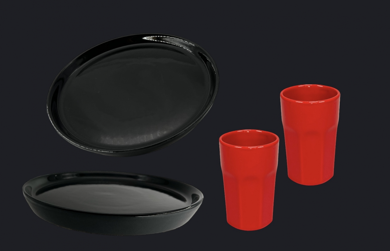 Set Cadou Vulcano Sãrbãtori 4 piese ( 2 Farfurii Vulcano 20 cm, 2 Pahare Rosii 330ml) [4]