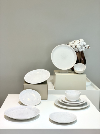 Set Triplu NOVA: Arta în Ceramică cu Picături de Visiniu (Farfurie 26cm, Farfurie Mica 20cm & Bol) [1]