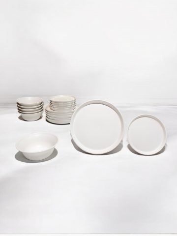 Set Farfurii 18 piese Casablanca ALB MAT ( 6 Farfurii Mari25cm, 6 Farfurii Desert 20cm, 6 Boluri 450ml) - Ceramică Manuală [1]