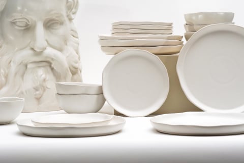 Set Farfurii 18 piese NOVUM Milk Foam (6 farfurii 26cm, 6 farfurii 21cm, 6 boluri 500ml, glazurat manual) [9]