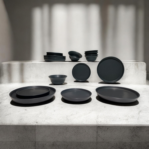 Set Farfurii Vulcano CARBON 18 piese (6 farfurii 25cm, 6 farfurii 20cm, 6 boluri 450ml) [1]