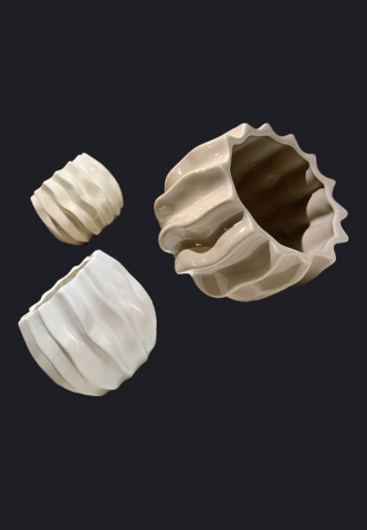 Vazã / Ghiveci Nabuco Alb sau Crem (Diamentru 16cm inaltime 14cm) [0]