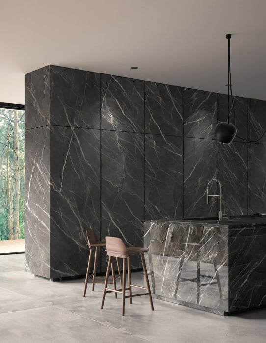Calacatta Black [4]