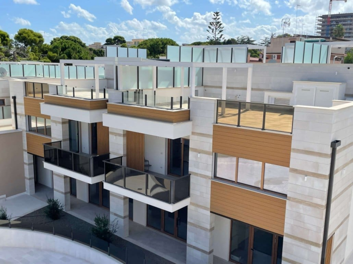 Deck WPC EnPleinir POWER Larici 21x140 [5]