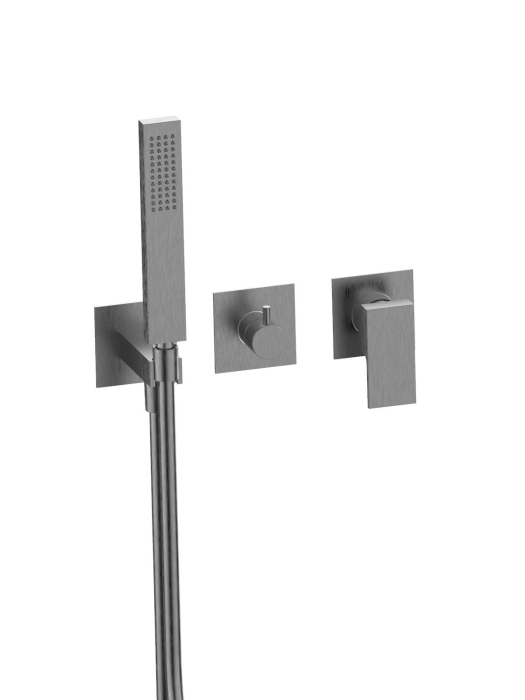 Părți externe: mixer cu 3 căi cu divertor, duș manual [1]