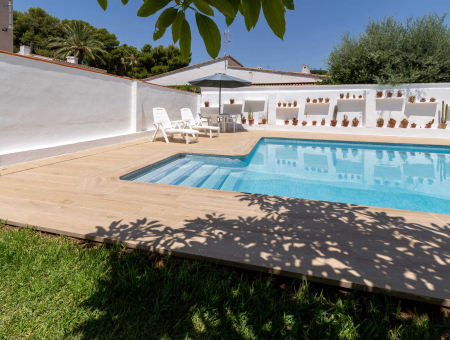 EXAGRES - PISCINE MODERNE