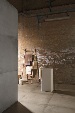 Waterfront Plain [6]