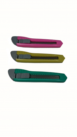 Foarfeci si cuttere - Cutter mare plastic