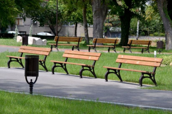 banca-din-lemn-pentru-parcuri-mobilier-urban [2]