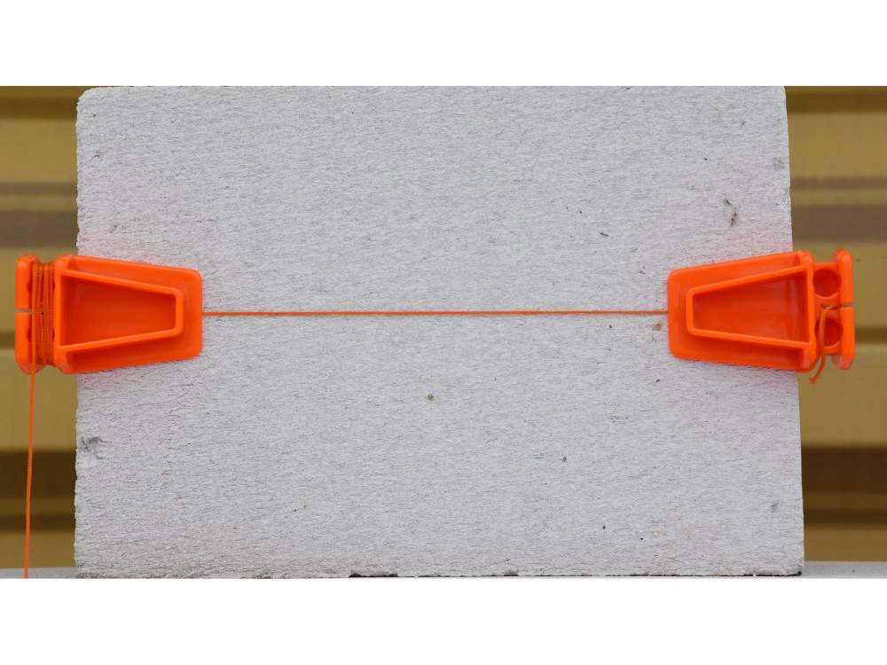 18M BRICK LINE WITH 2PCS BLOCKS [3]
