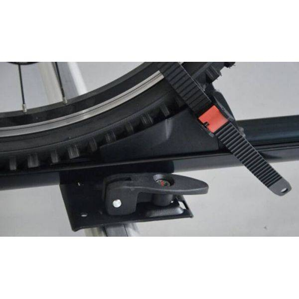Suport bicicleta Menabo Juza cu prindere pe bare transversale [9]