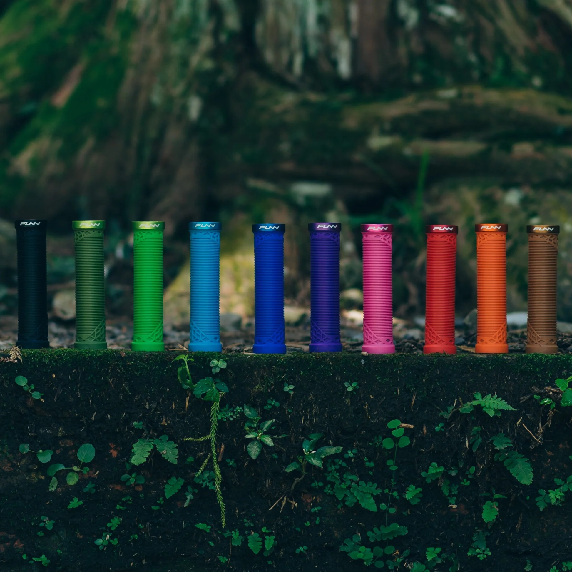 Mansoane Funn Hilt Gri, cu blocaj (lock-on), 130 mm [2]