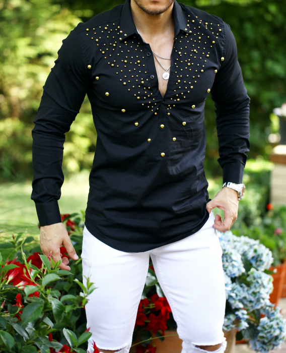 camasa neagra pietre auriu piept [2]