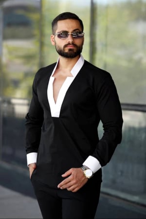 Camasi Luxury - Camasa slim fit neagra cu guler alb tunica