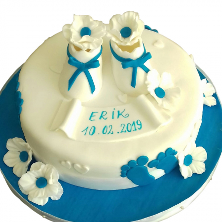 Torturi botez - Tort botez botosei cu flori