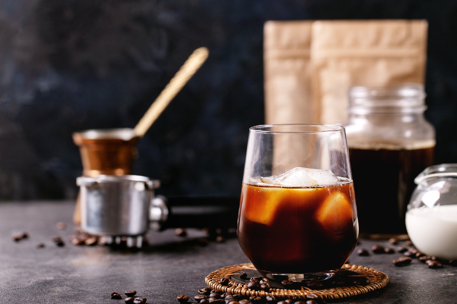 Cum să prepari cafea cold brew acasă: ghid pas cu pas