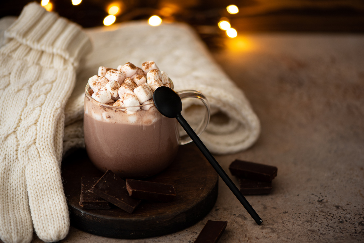 Beneficiile ciocolatei calde: Mai mult decât un desert delicios