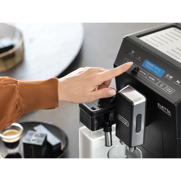 Espressor automat cafea boabe De'Longhi Eletta Cappuccino ECAM 44.660.B [4]