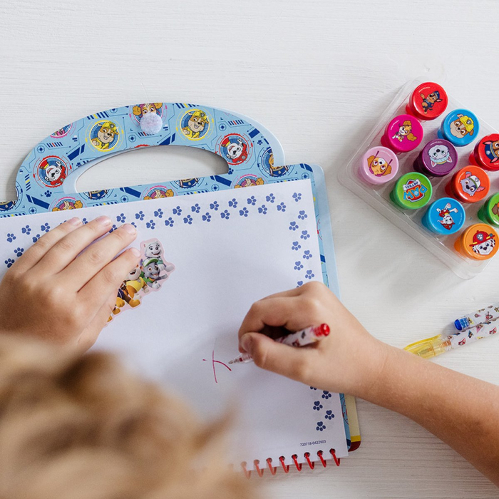 Carte cu activitati creative, Disney Lilo si Stitch [10]