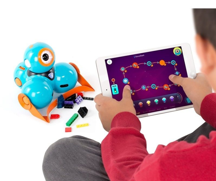 DASH - Robot programabil, distractiv și educativ [2]