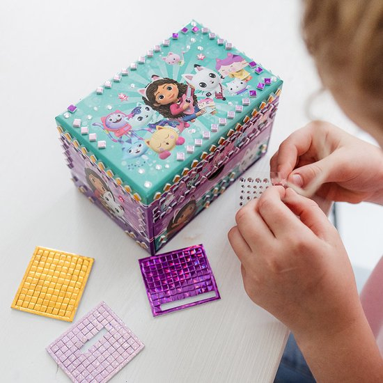 Set creativ DIY Decoreaza propria cutie de bijuterii Gabby's Dollhouse [3]