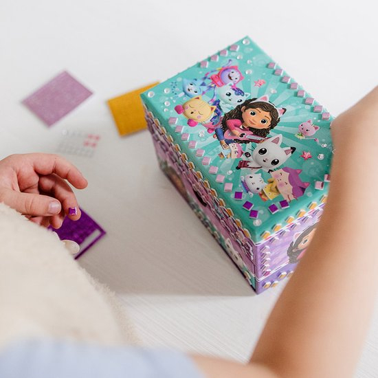 Set creativ DIY Decoreaza propria cutie de bijuterii Gabby's Dollhouse [10]