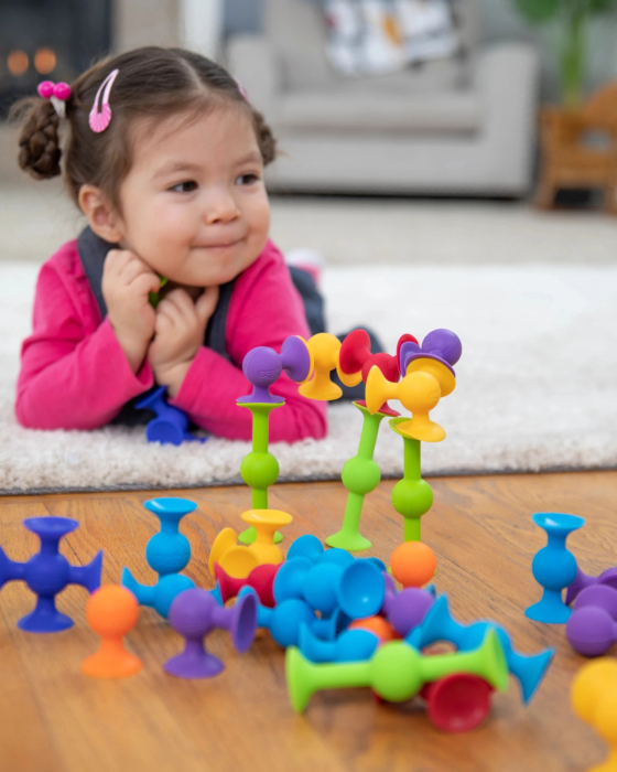 Squigz Deluxe ,   Set de constructie cu 44 de piese cu ventuze [3]