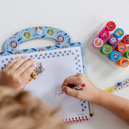 Carte cu activitati creative, Disney Lilo si Stitch [9]