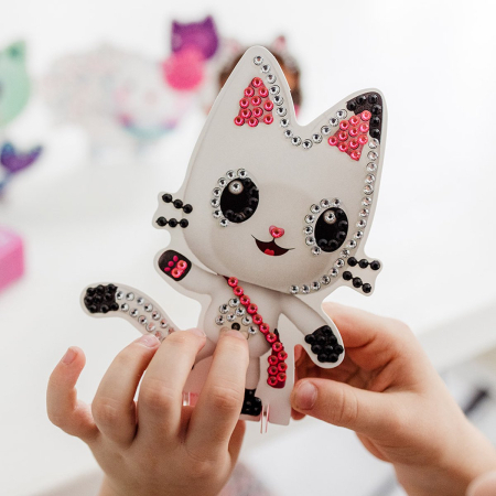 Set creativ 3 in 1, Bratari cu pandantive, carioci spray si diamont painting, Gabby's Dollhouse [4]