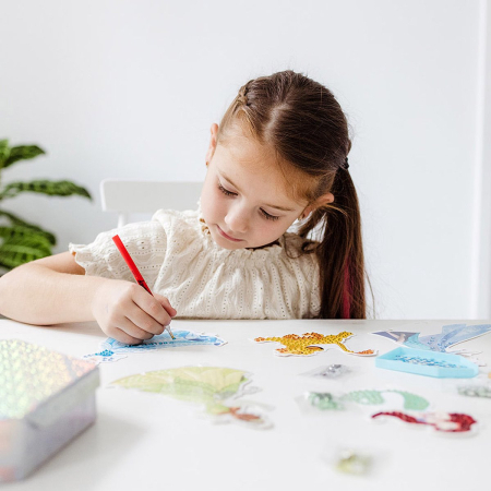 Set creativ Disney aniversar 100 ani, 2 in 1, pictura cu diamante si bratari cu pandantive moi [5]