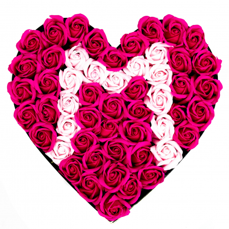 Litera M din Trandafiri in Cutie in Forma de Inima - PINK [2]