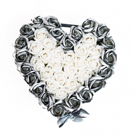 Aranjament Floral In Forma de Inima, Alb si Argintiu, 26 cm [3]