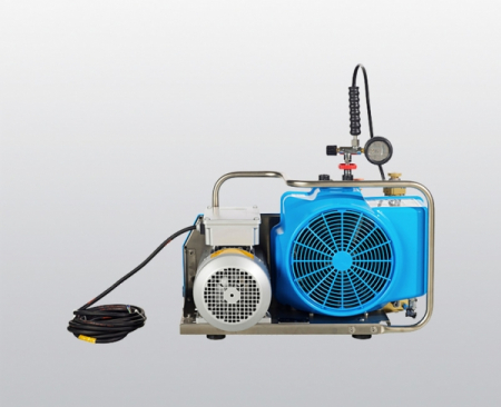 Compresoare High Pressure - COMPRESOR INALTA PRESIUNE 300 bar 140 l/min, 3 kW Bauer OCEANUS - E