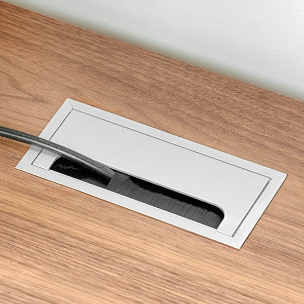 Prizele și cablurile