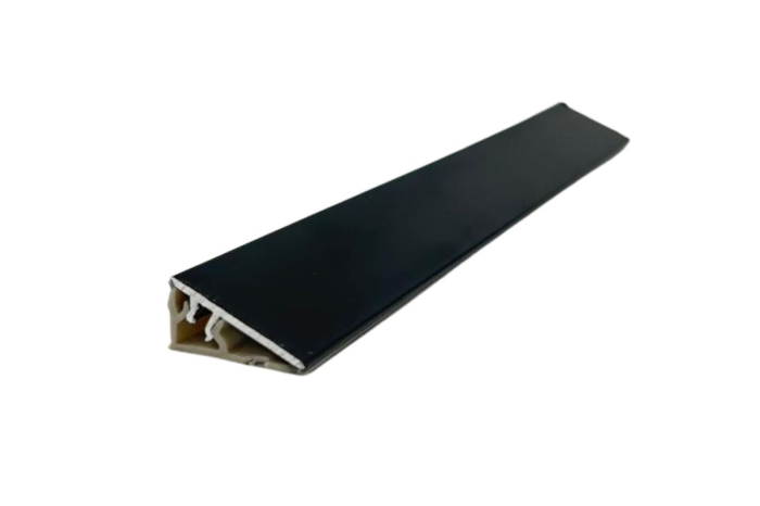 Inaltator blat triunghiular SLIM 24x11 mm, 4 m, negru mat [2]