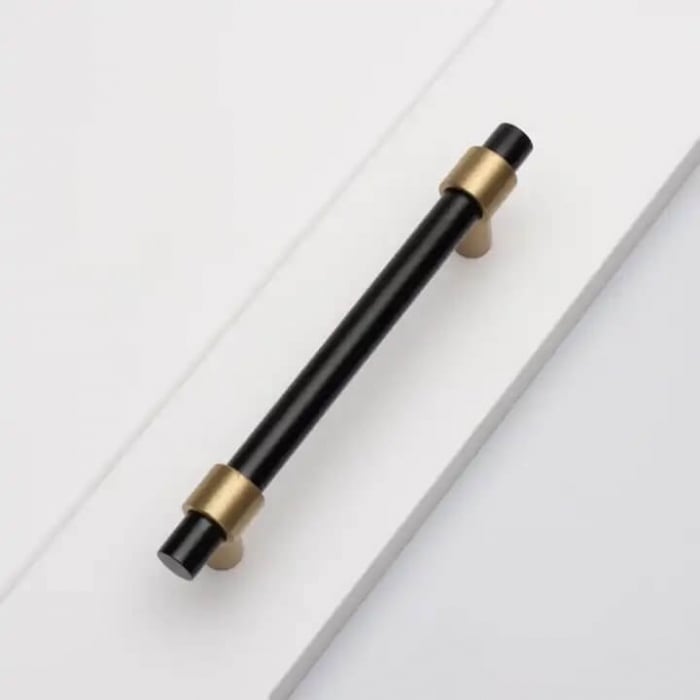 Maner mobila HK0070 128 mm, negru + alama [4]