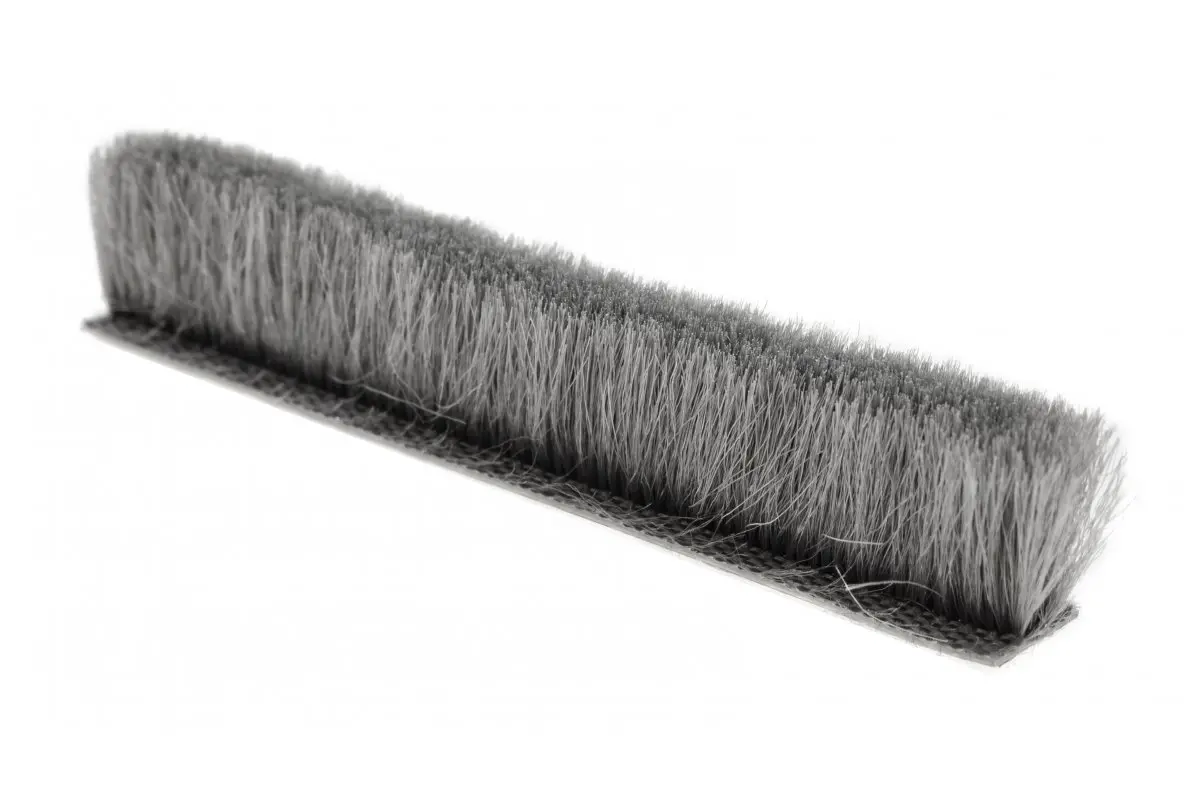 Perie praf autoadeziva 7 x 12 mm, gri - 1 m [1]