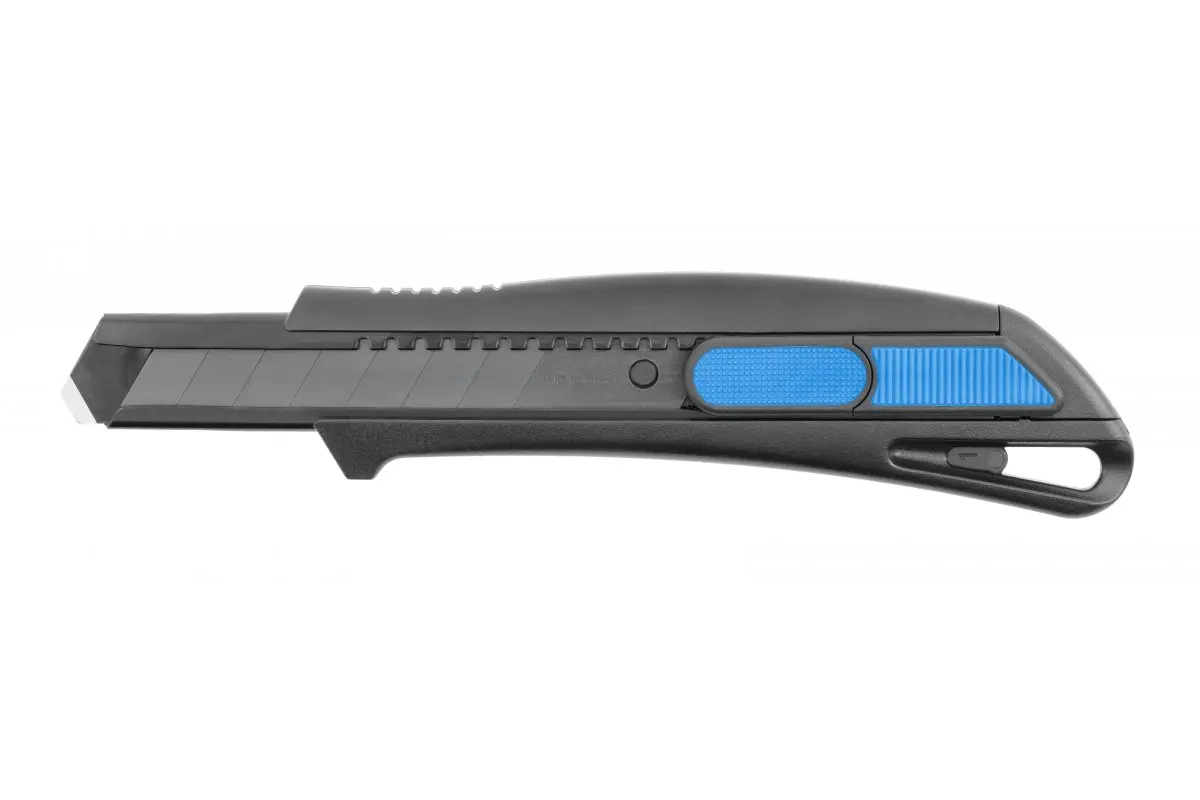 Cutter negru lama 18 mm [0]