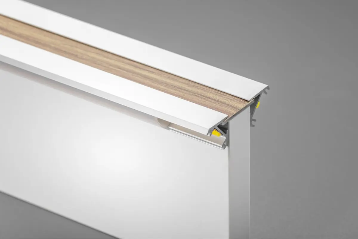 Profil LED GLAX, de capat, cu doua fete si canal pentru cant, pal 18 mm, 3 m, gri [2]