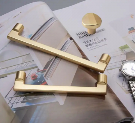 Maner mobila 3703 128 mm, auriu [6]