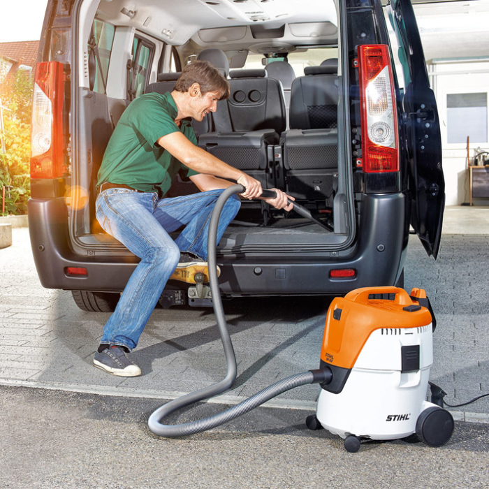 Aspirator umed/uscat Stihl SE 62, 1400 W, 210 mbar, 20 L [9]