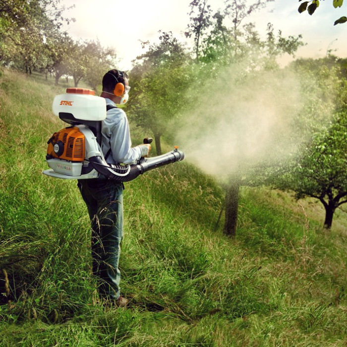 Atomizor pe benzina Stihl SR 430, 3.9 CP, rezervor solutie 14 L, distanta pulverizare 14.5 m [4]