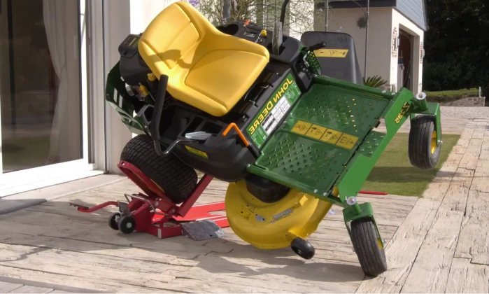 Dispozitiv hidraulic de inclinat / ridicat tractoras tuns gazon CLIPLIFT MAGNUM, max. 500 kg [8]